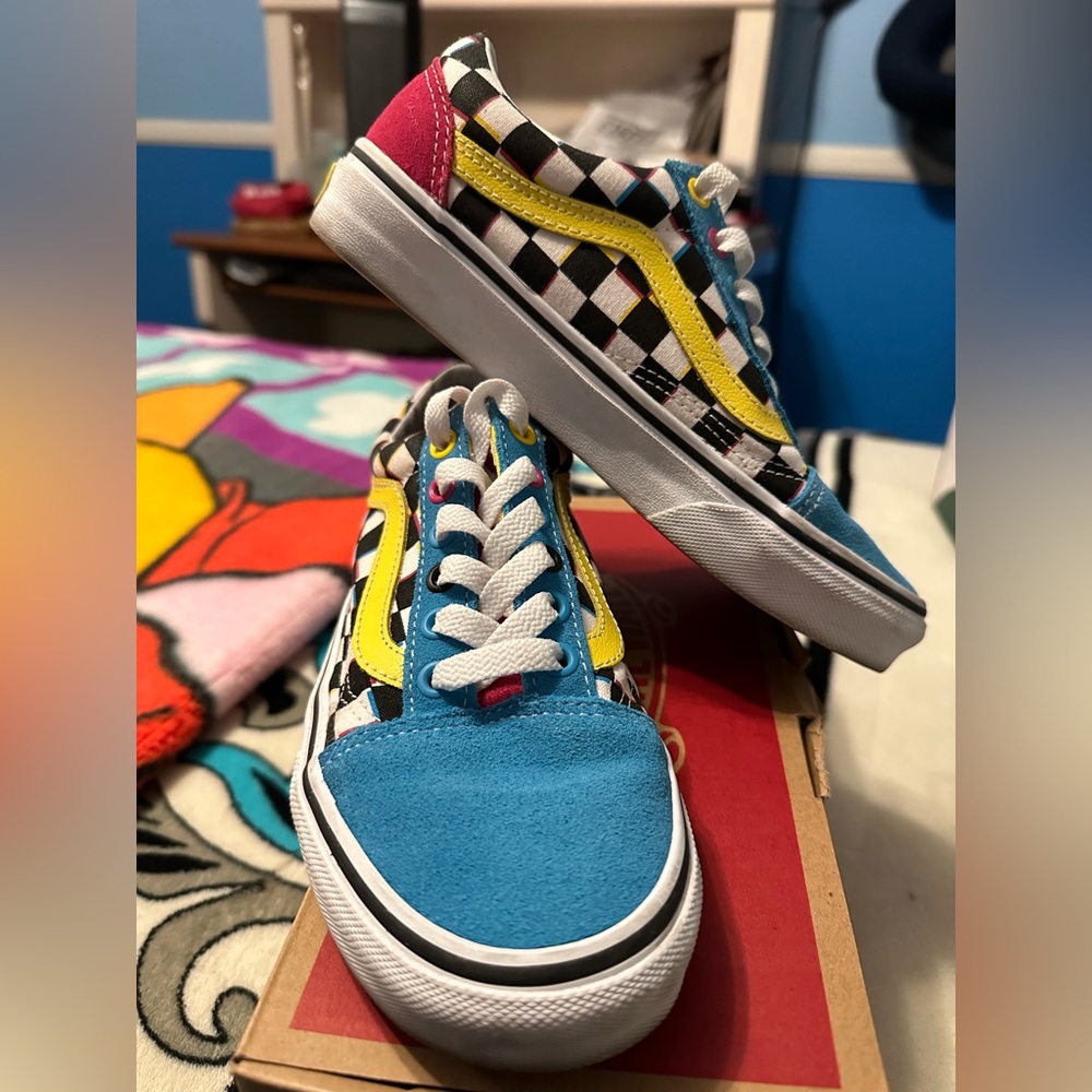 Rare crazy check old skools vans